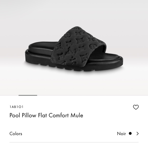 Louis Vuitton Black Pool Pillow Flat Comfort Mule - Picture 1 of 5